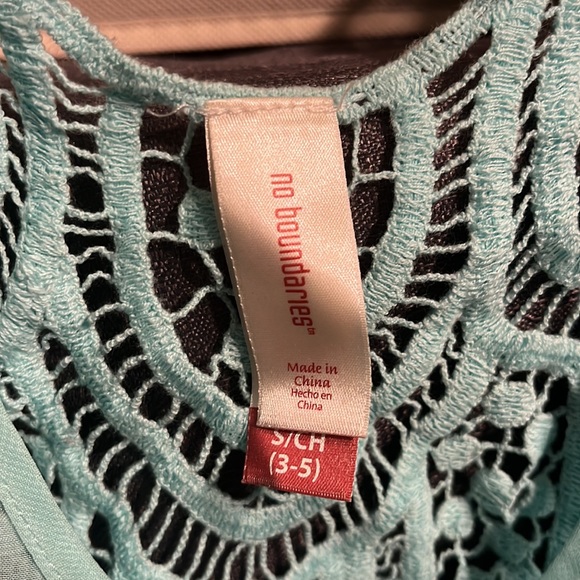 Light Blue Sheer Button Blouse - Embroidered Back - size s - Picture 3 of 3